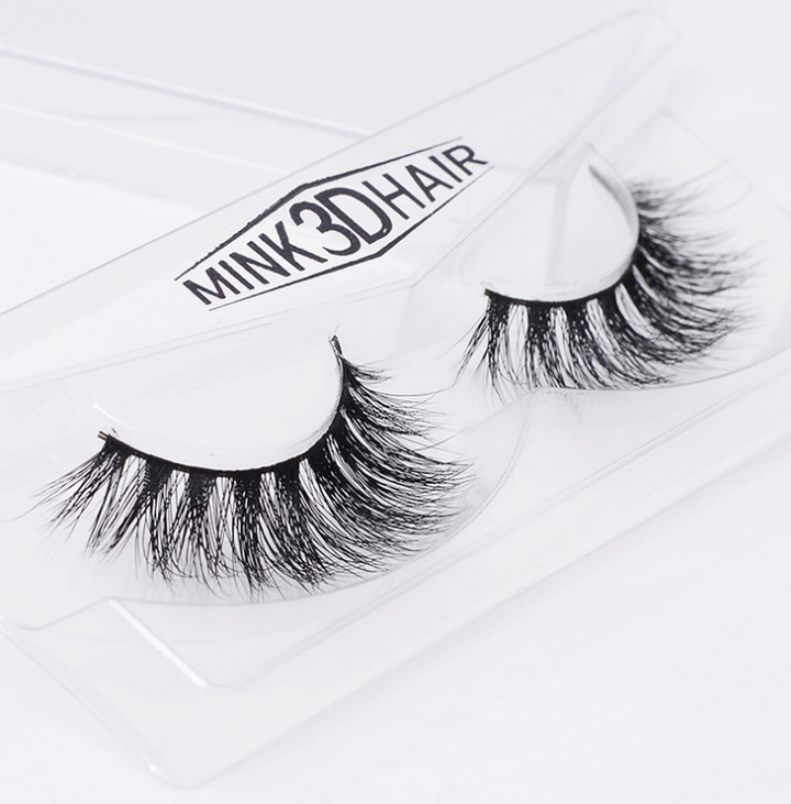 Mink Eyelashes for Wispy Dramatic Volume and Length