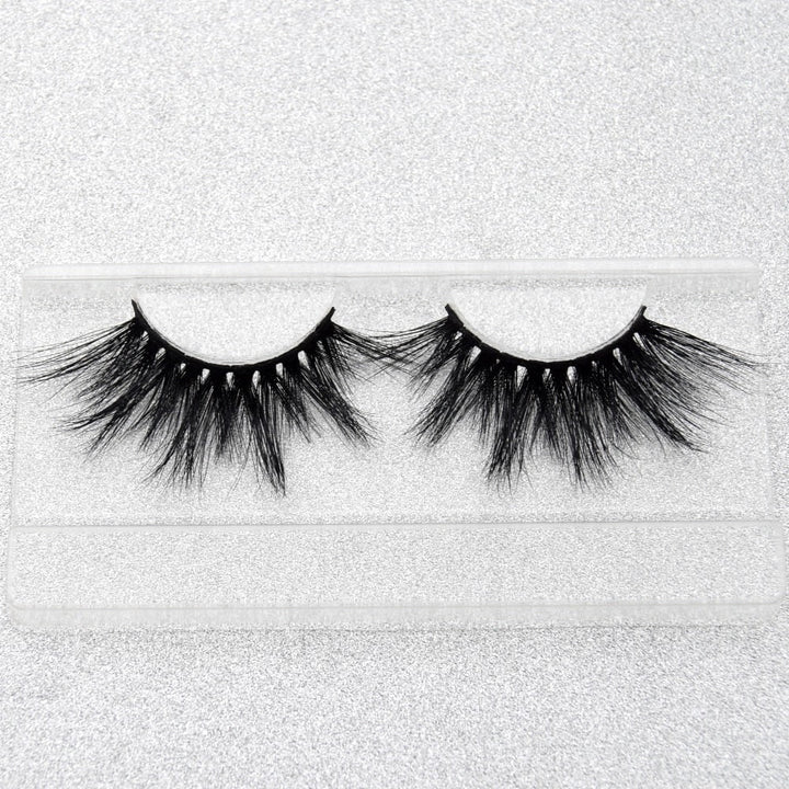 Criss-Cross False Eyelashes for Dramatic Eye Volume