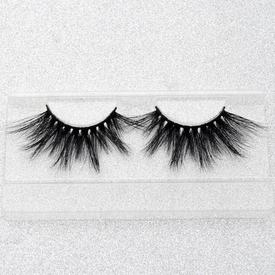 Criss-Cross False Eyelashes for Dramatic Eye Volume