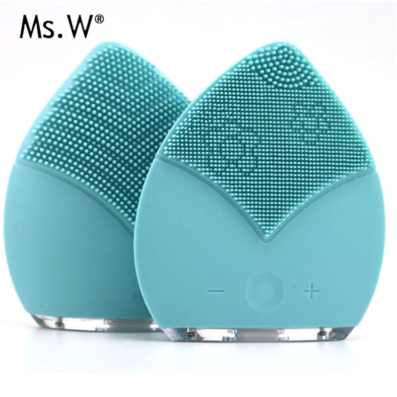 Silicone Facial Cleansing Brush — Pore Care