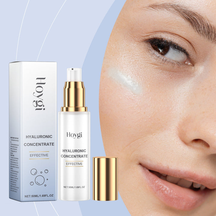 Hyaluronic Acid Hydrating Essence for Plump Dewy Skin