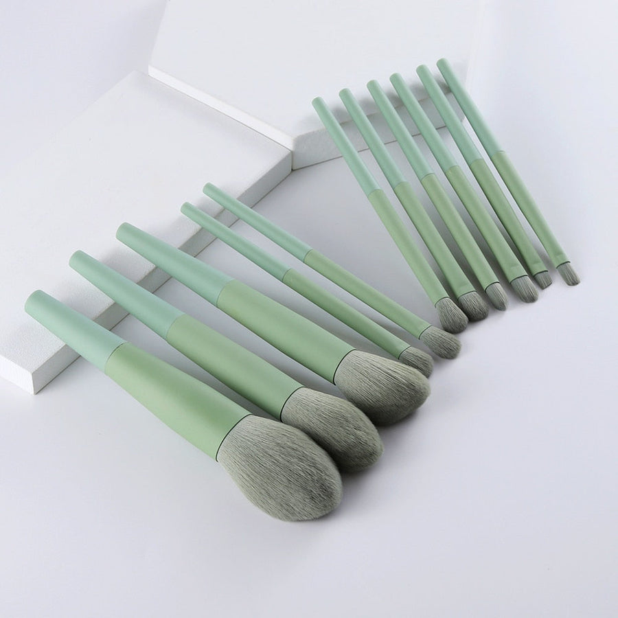 Makeup Brush Set – 11-Piece Sage Green Kit, Natural Hair Feel