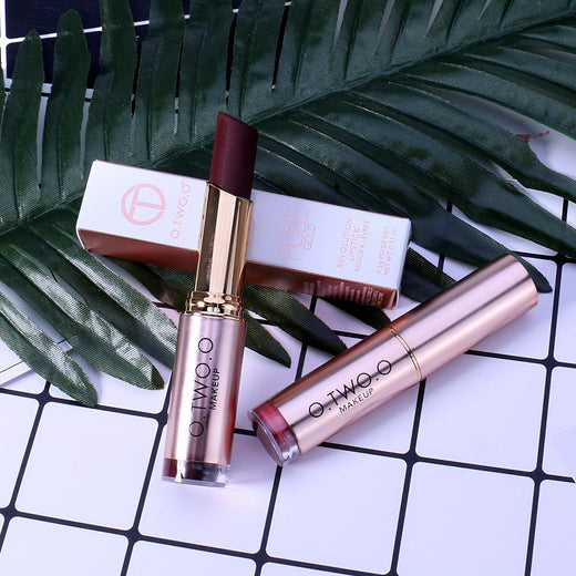 Matte Lipstick Set with Long-Lasting Rose-Gold Style