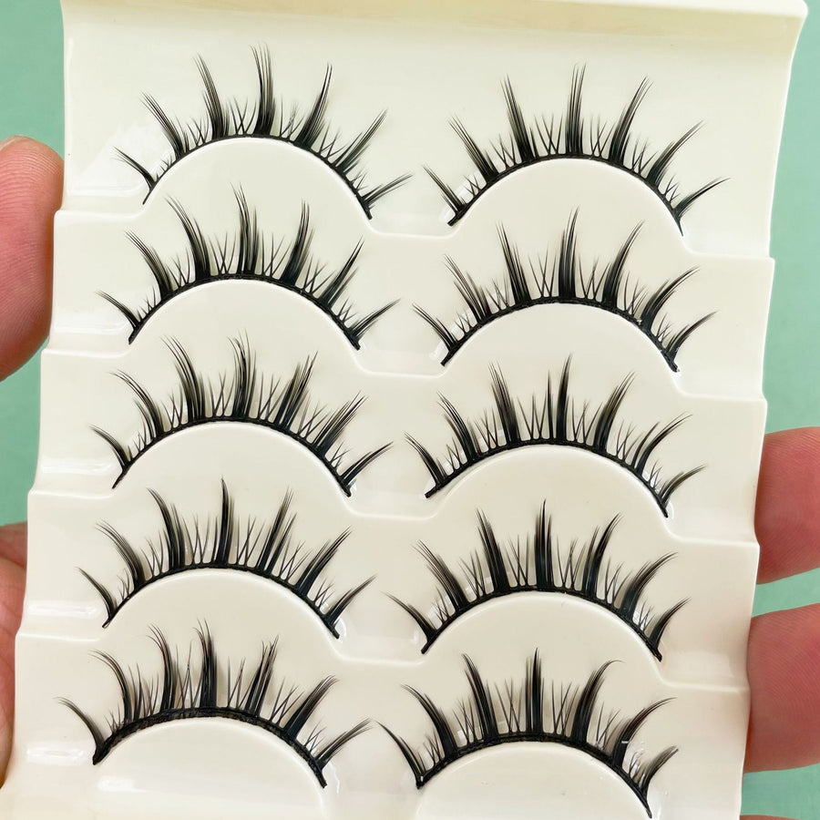 False Eyelashes for Bold, Bushy Cartoon-Style Eyes
