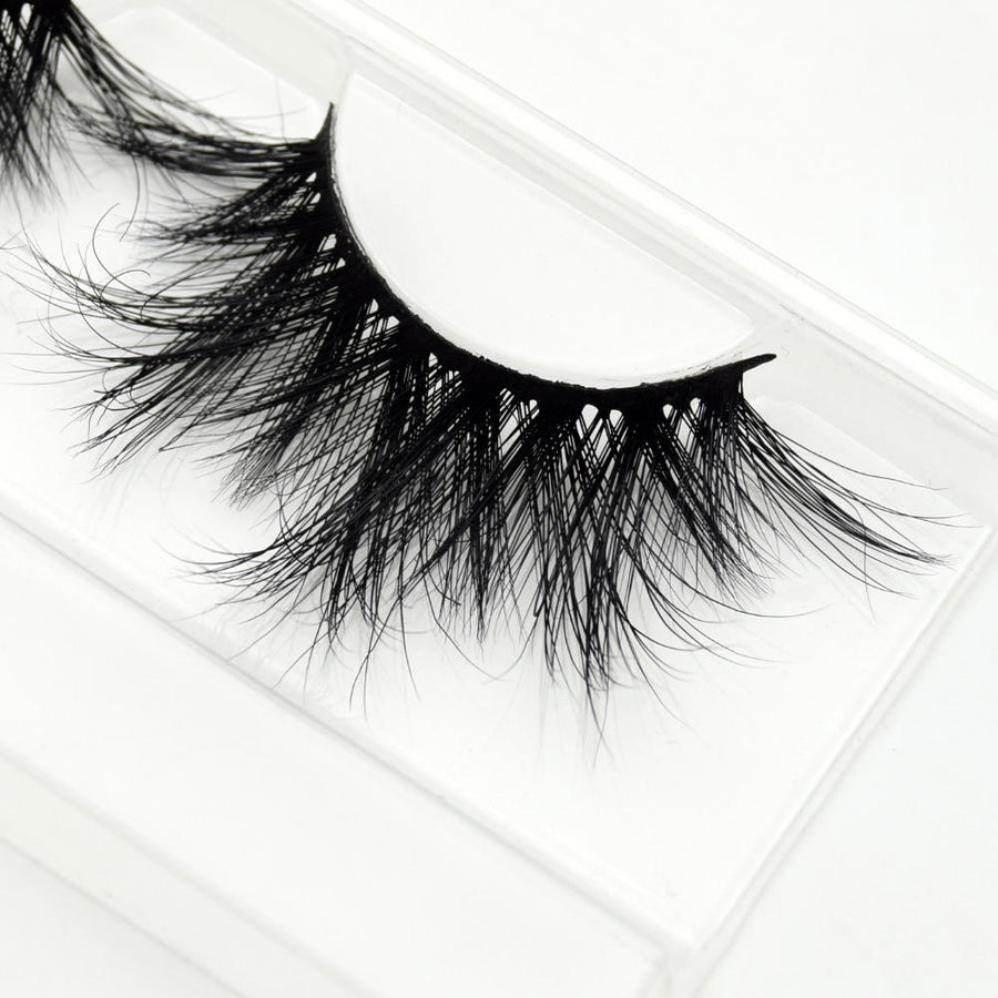 Premium False Eyelashes for Dramatic Wispy Volume