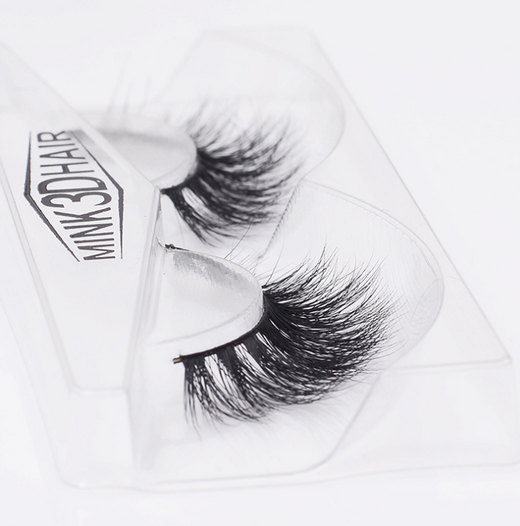 Mink Eyelashes for Wispy Dramatic Volume and Length