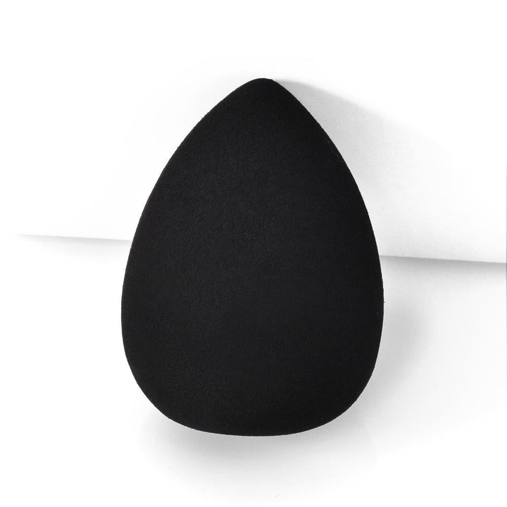 Teardrop Makeup Sponge for Smooth Foundation Blending
