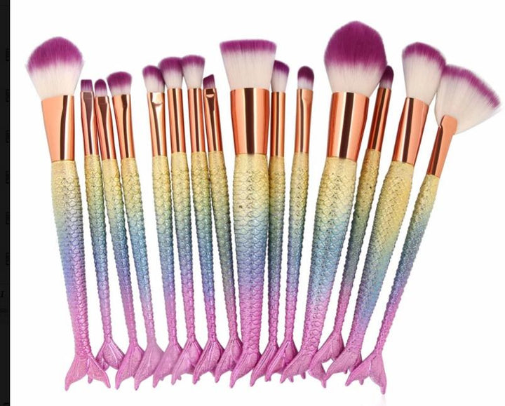 10-Piece Mermaid Makeup Brush Set for Smooth Blending