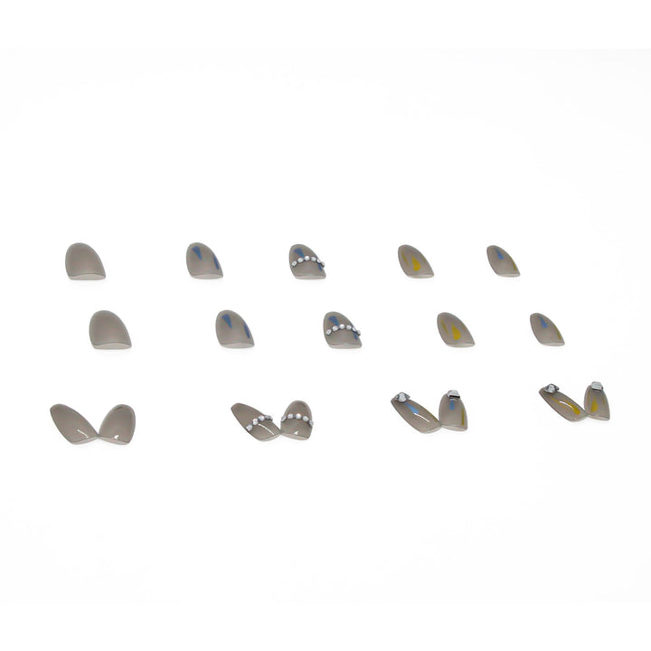 Transparent Gray Press-On Nails for Salon-Style Glam