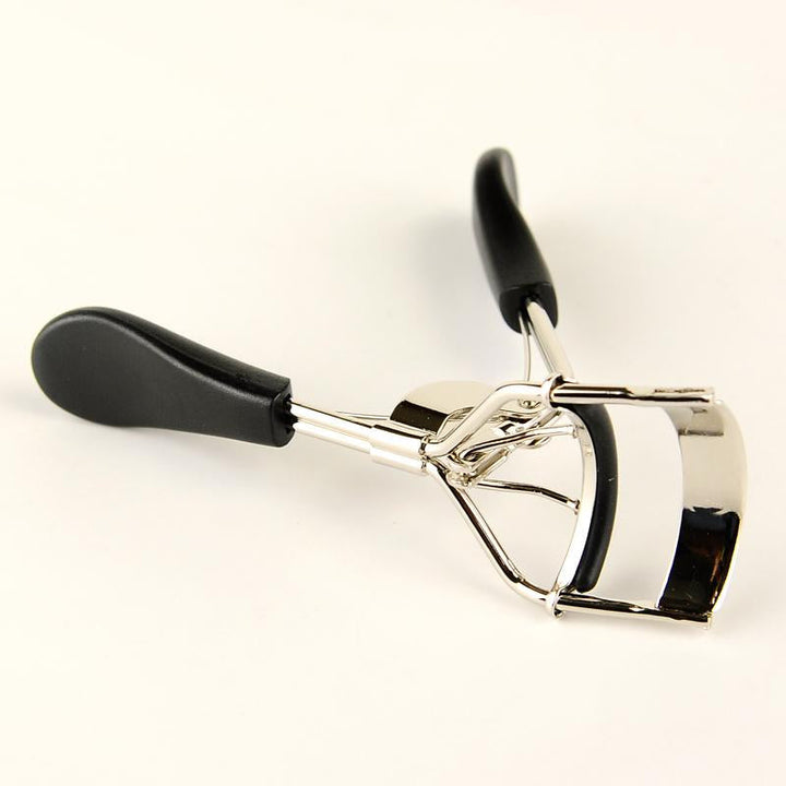 MSQ Eyelash Curler — Salon-Perfect Curl with a Single Squeeze