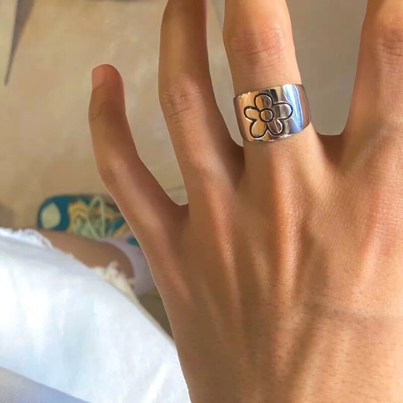 Korean Flower Ring for Women – Adjustable Wide Band