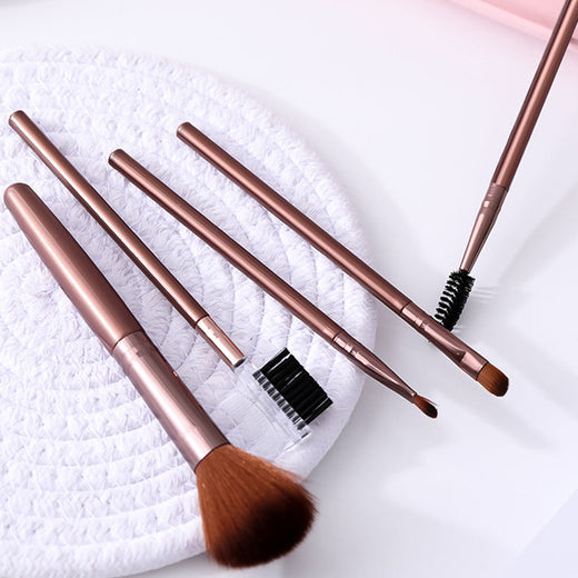 7-Piece Makeup Brush Set for Smooth, Precise Looks