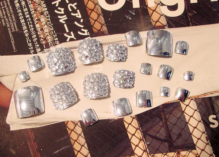 Luxury Rhinestone Toe Nails — 24-Piece Metallic Silver Set