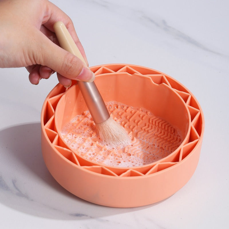 Silicone Makeup Brush Cleaner — Deep-Clean & Dry in Seconds