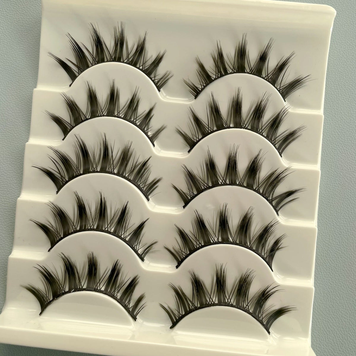 False Eyelashes for Bold, Bushy Cartoon-Style Eyes