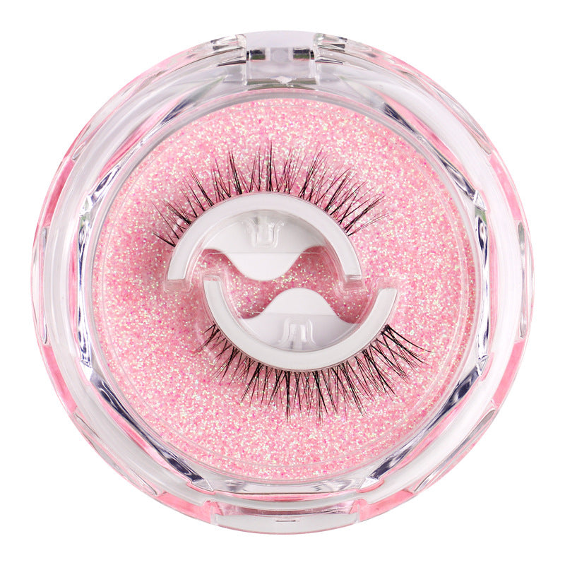 Self-Adhesive False Eyelashes for Glue-Free Volume
