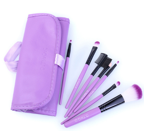7‑Piece Makeup Brush Set — Soft Bristles, Roll‑Up Case