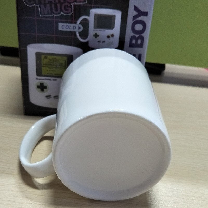 Game Boy Color Changing Mug: Hot Drink Reveals Retro Design