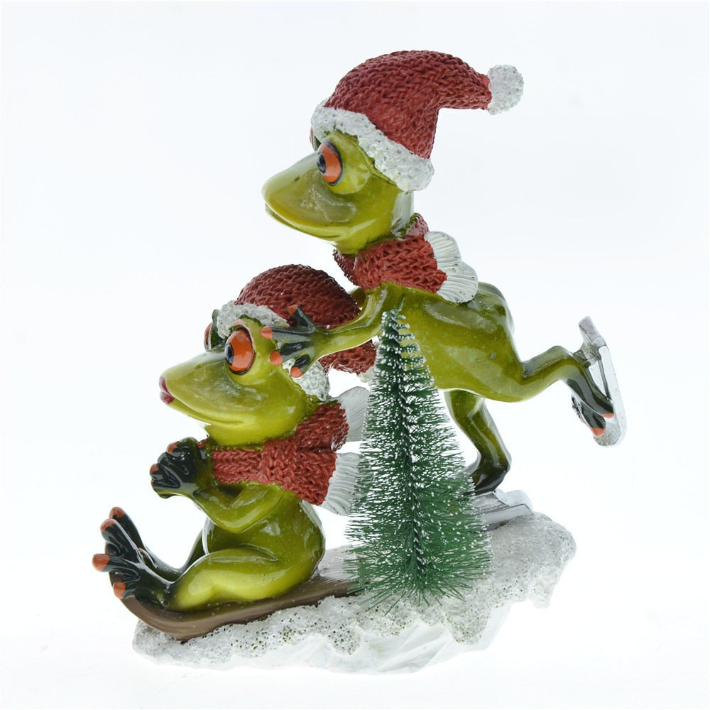 Frog Couple Christmas Decoration With Winter Scene
