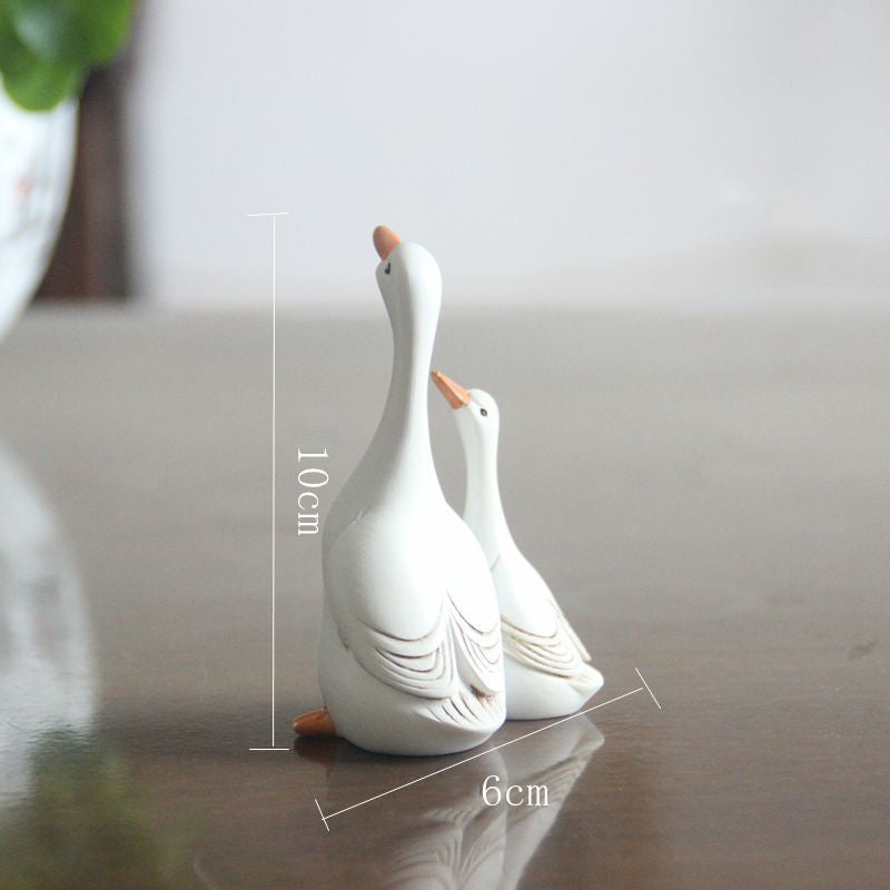 Mother-Daughter Goose Garden Ornaments for Charming Decor
