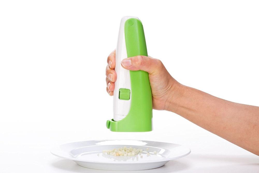 Garlic Press Cube Cutter: Mince Garlic Without Peeling