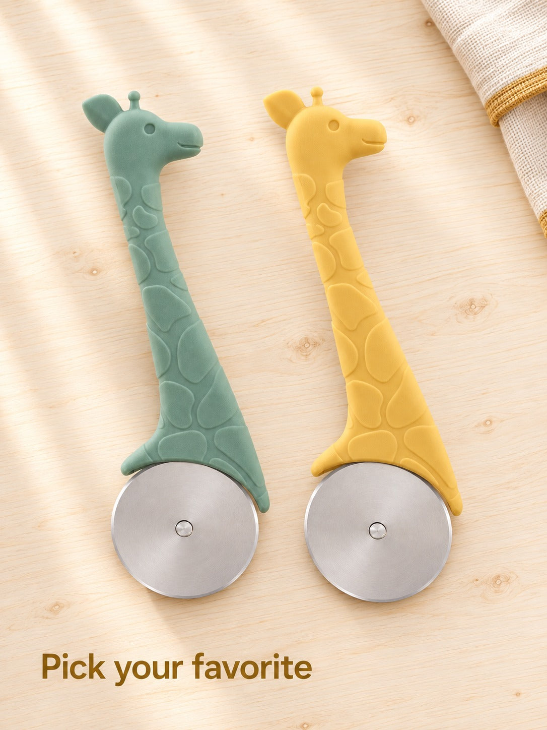 Giraffe Pizza Cutter with Stainless Steel Wheel and Handle
