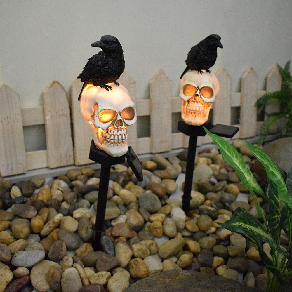 Solar Skull and Crow Garden Light for Halloween Decor