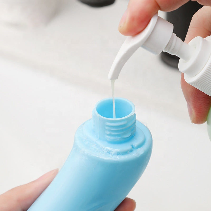 Pet Bath Brush for Gentle Foaming Coat Cleaning Tool