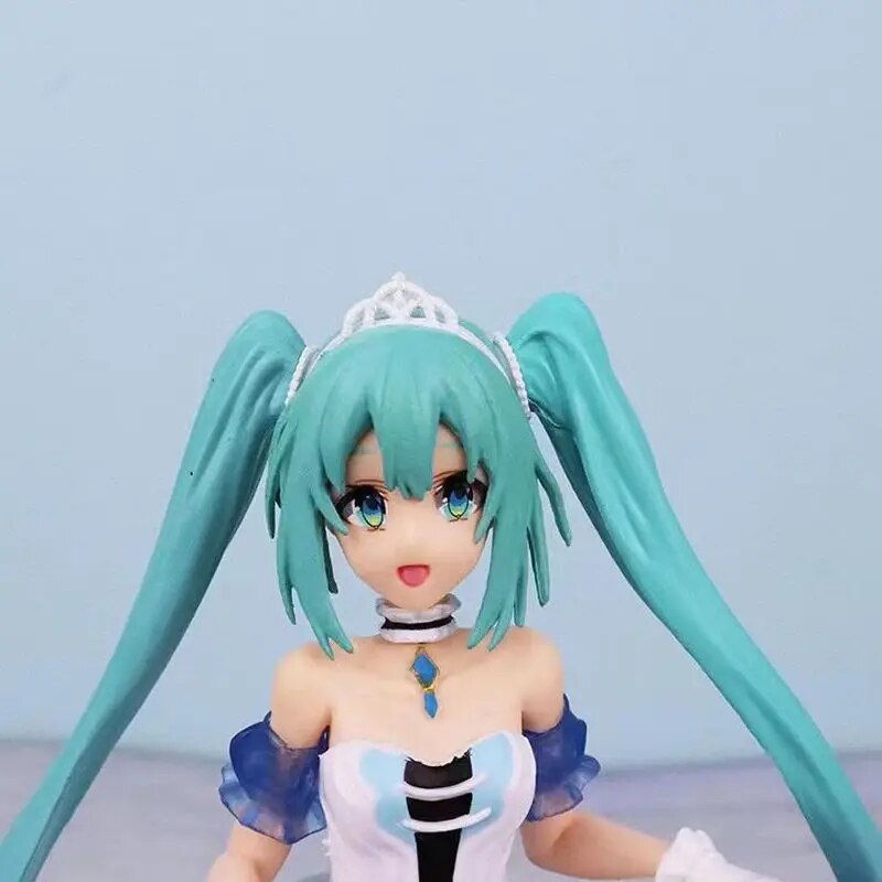 Hatsune Miku Figure: Cinderella Shelf Centerpiece