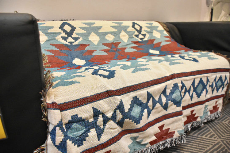 Southwestern Woven Blanket for Colorful Sofa Comfort