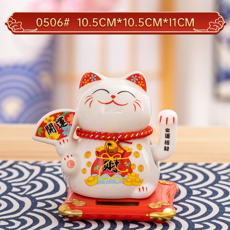 Solar Lucky Cat Ornament for Festive Prosperity Decor