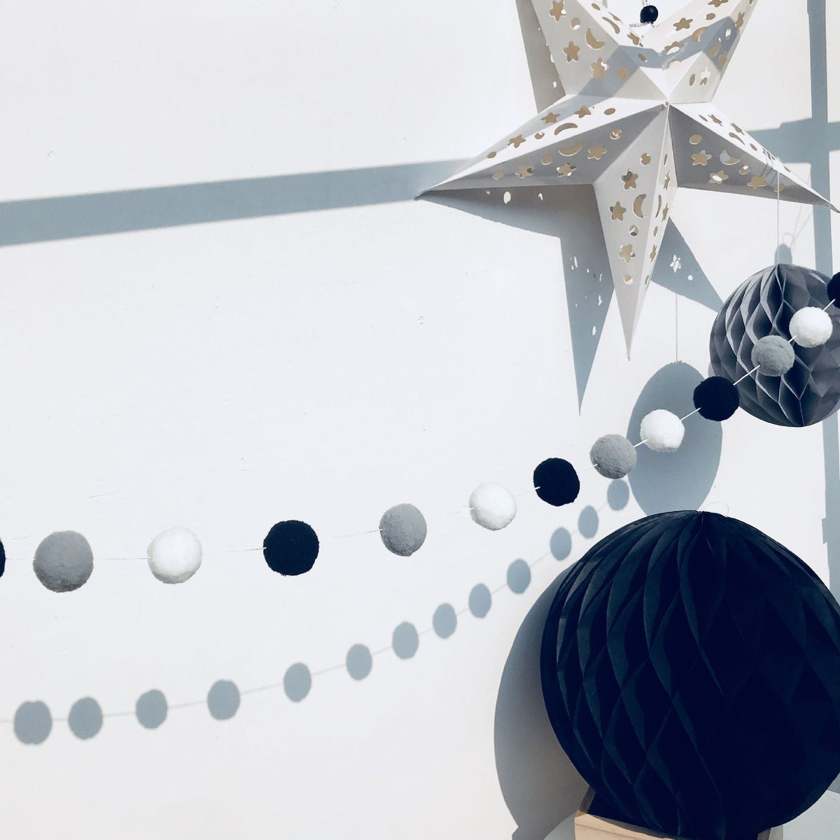 Felt Ball Garland for Cozy Nordic Room & Party Decor