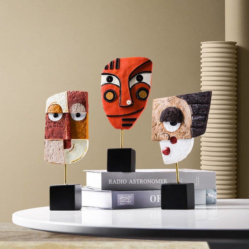 Abstract Face Sculpture Decor for Modern Living Rooms