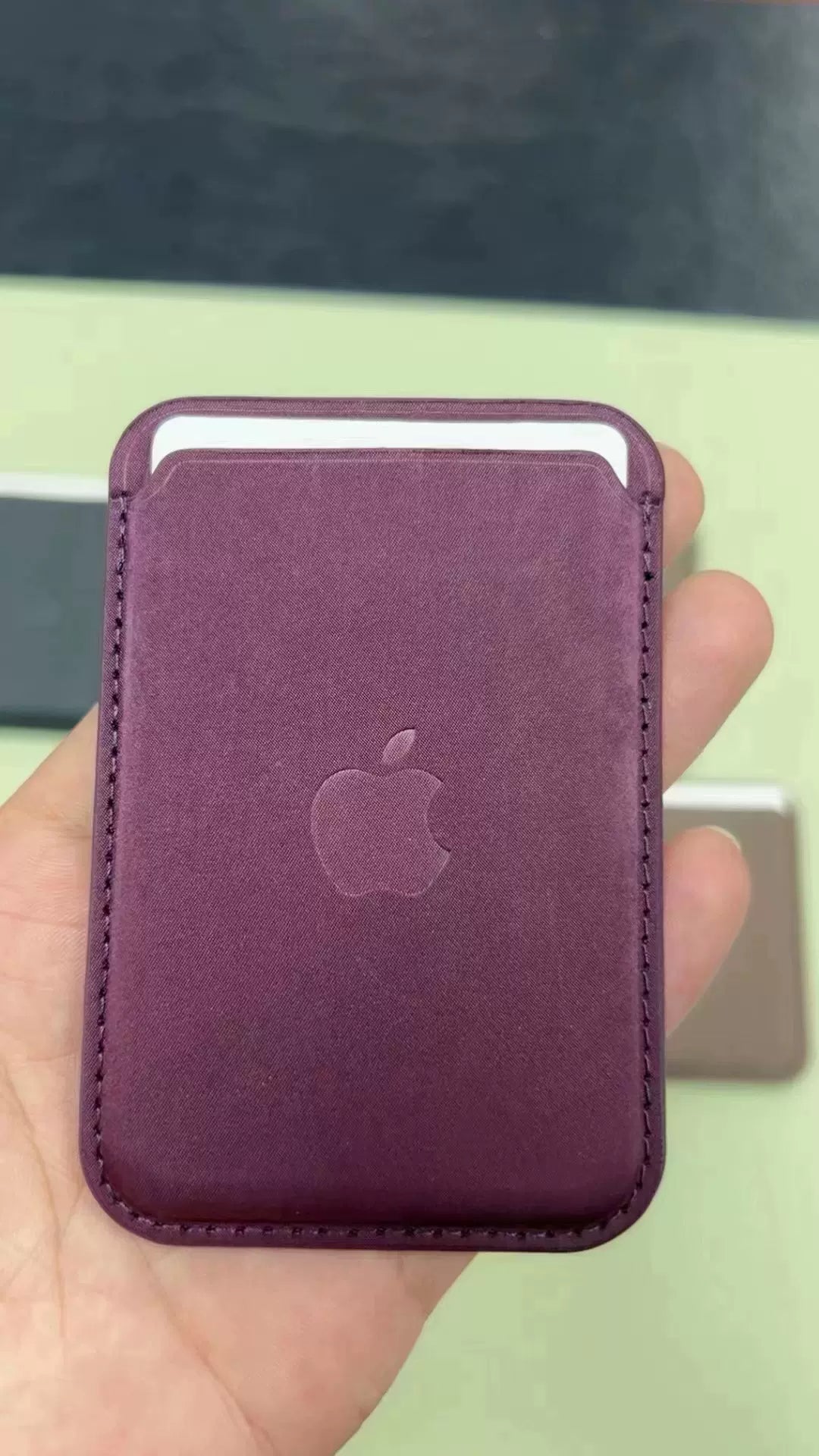 Magnetic iPhone Card Holder Slim Wallet for iPhone 12-15