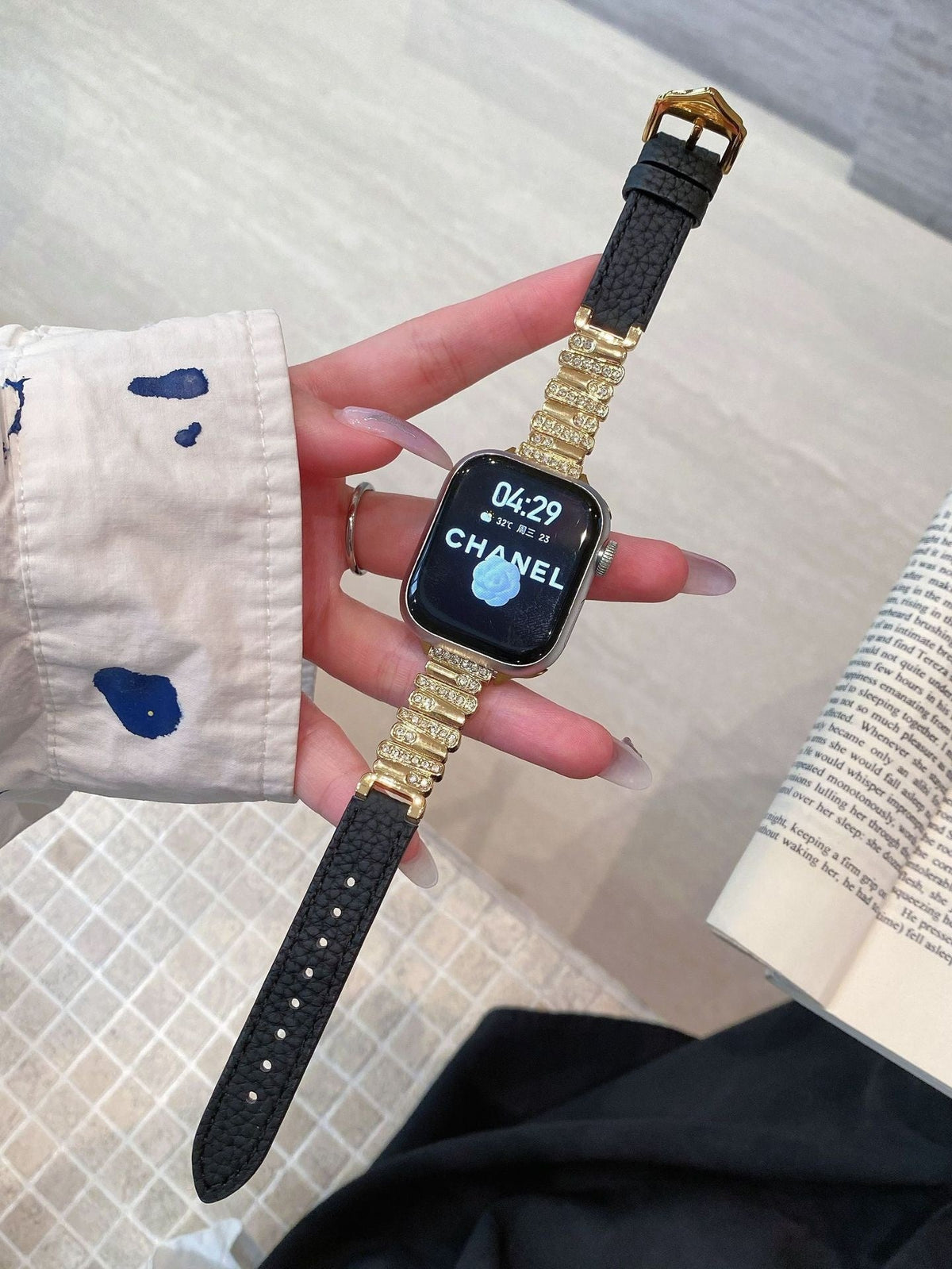 Rhinestone Apple Watch Band for Elegant Everyday Style