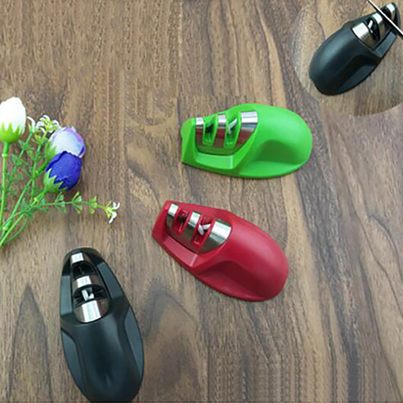 Kitchen Knife Sharpener That Restores Dull Edges Fast