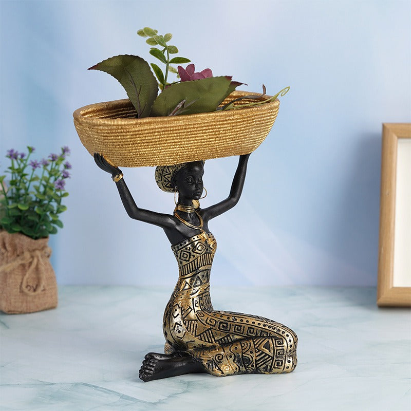 Sculptural Storage Tray with Artistic Tabletop Design
