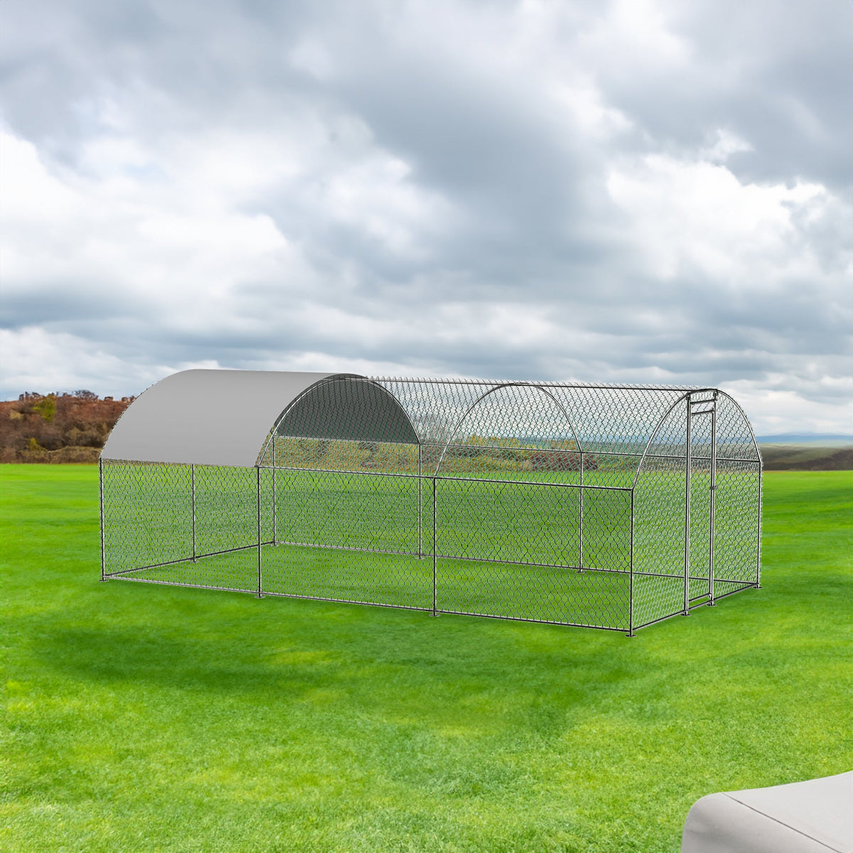 Walk-In Dome Chicken Coop With UV-Resistant Cover