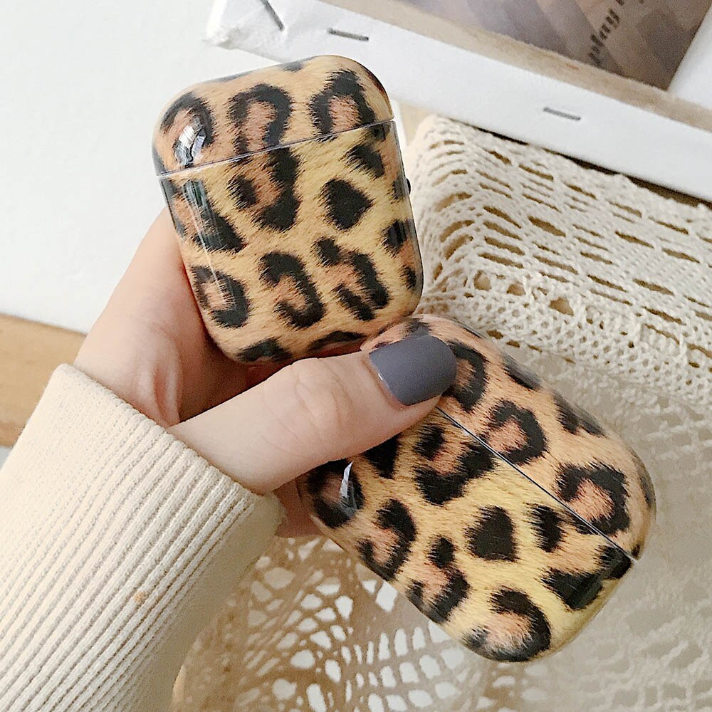 Leopard Print AirPods Pro 2 Case with Wireless Charging