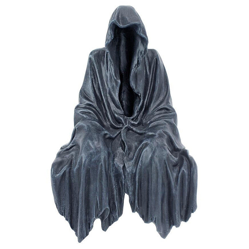 Gothic Garden Statue – Hooded Mystery Resin Ornament