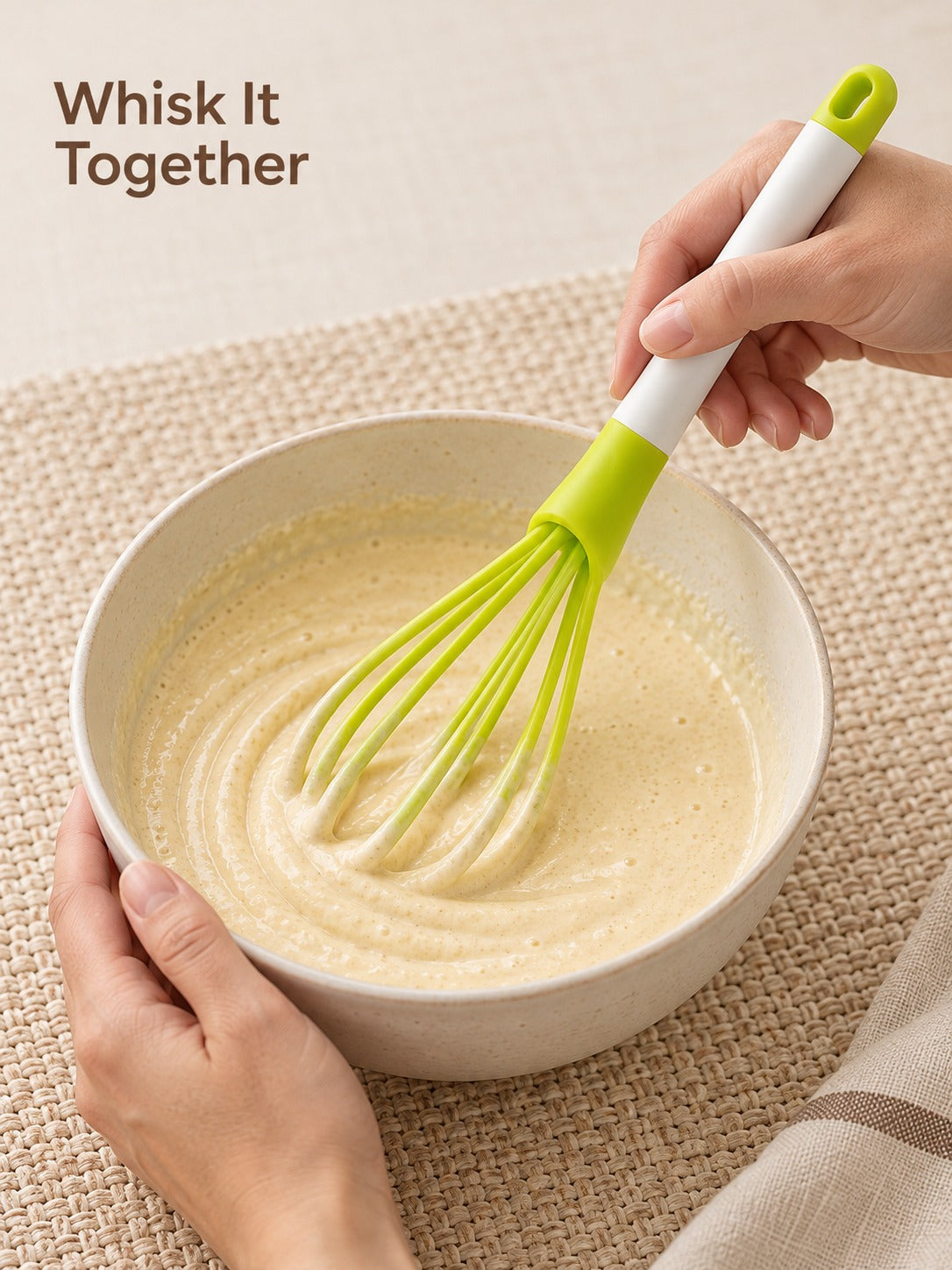 Hand-Powered Manual Egg Beater Whisk for Cream and Eggs