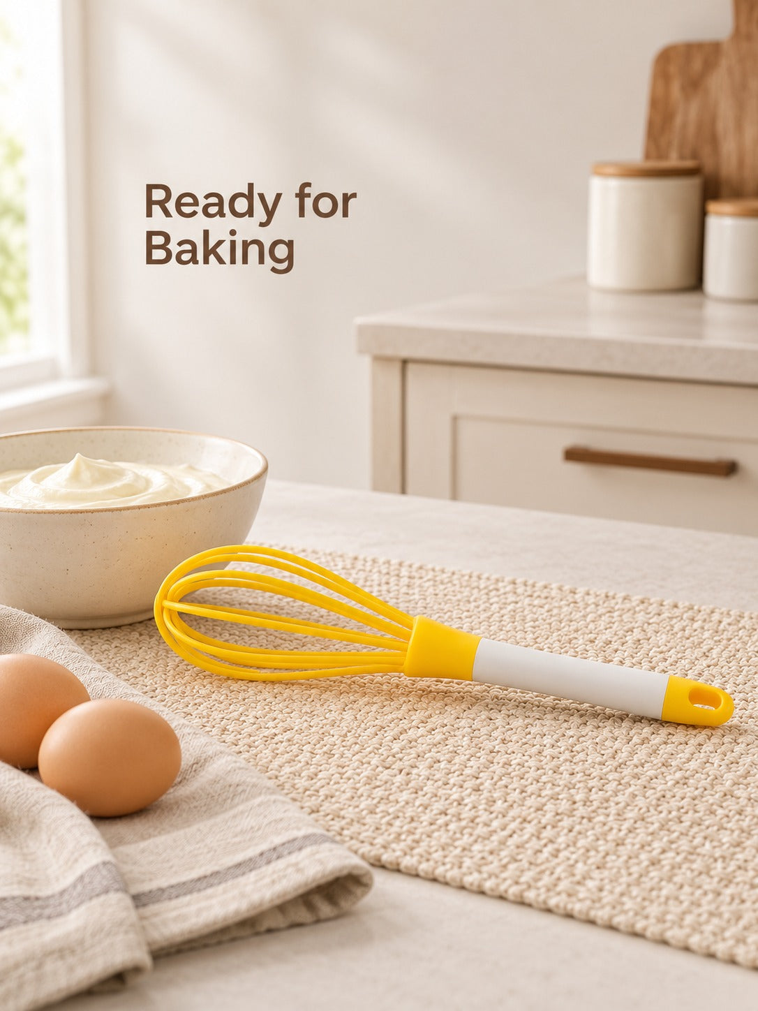 Hand-Powered Manual Egg Beater Whisk for Cream and Eggs