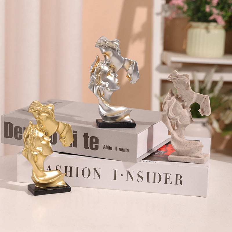 Abstract Kiss Sculpture for Elegant Modern Home Decor