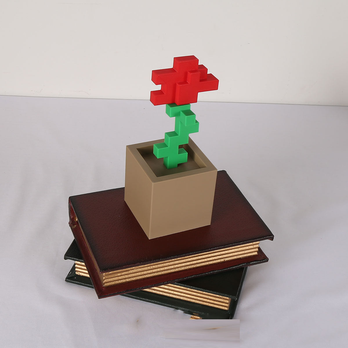 Miniature Flower Building Blocks for Maintenance-Free Decor