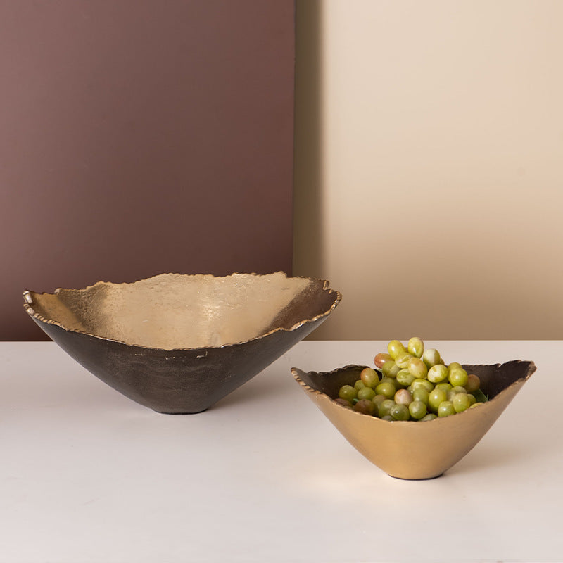 Oval Decorative Tray – Sculptural Gold Bronze Decor