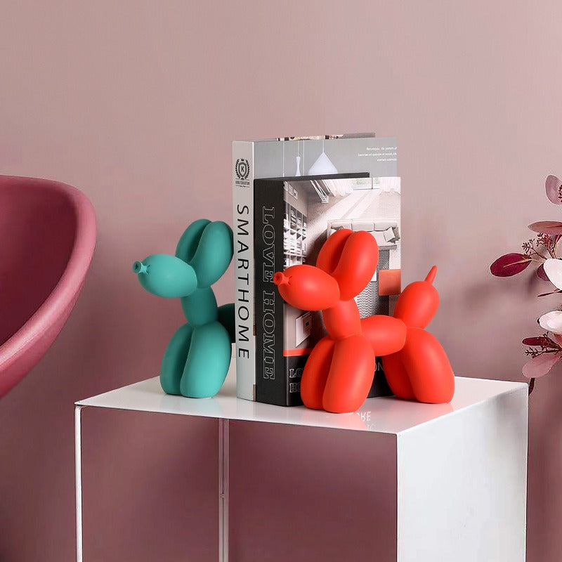 Balloon Dog Sculpture for Playful Modern Home Decor