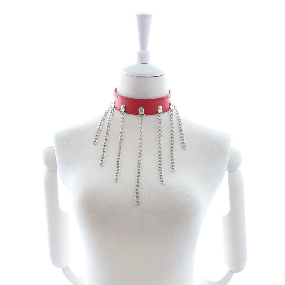Chain Fringe Neck Collar for Bold Alternative Looks