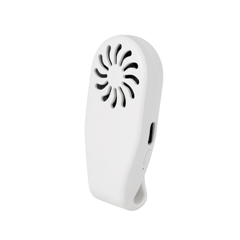 Clip-On Mini Mask Fan: Cooler Breathing in Summer Heat