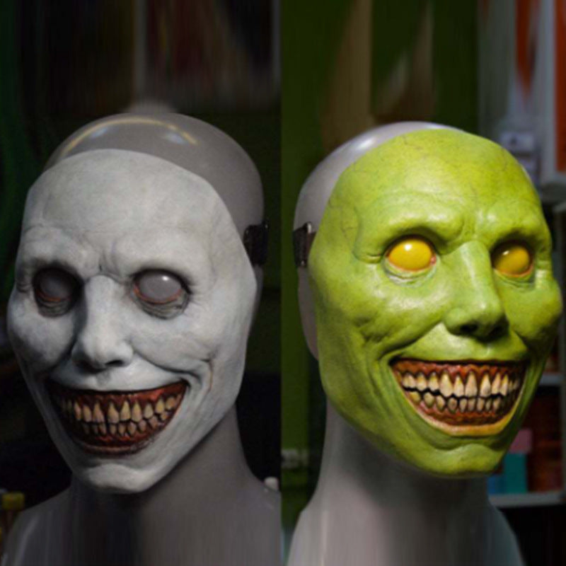 Horror Halloween Mask – Exorcist Smile Latex Face