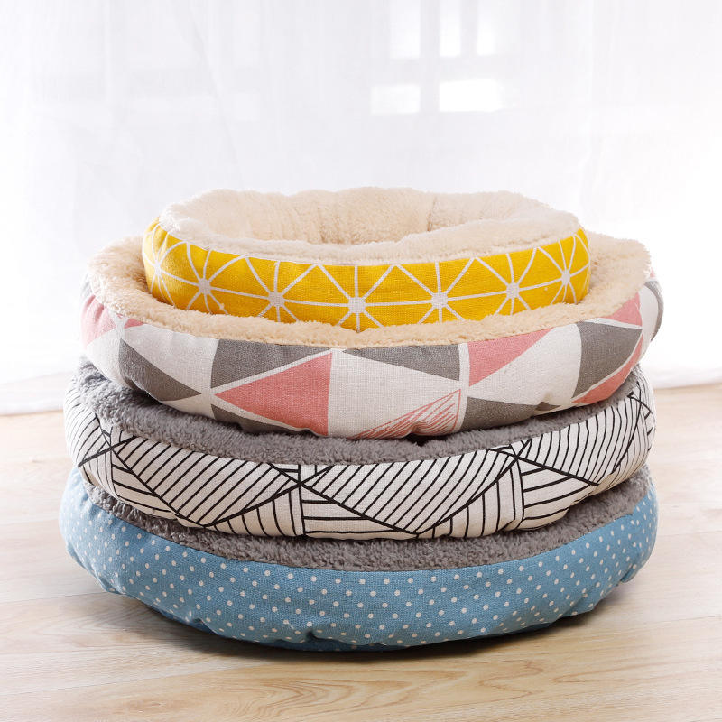 Plush Cat & Small Dog Bed for Cozy Curling Comfort